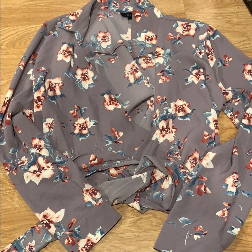 Tie in front flower blouse